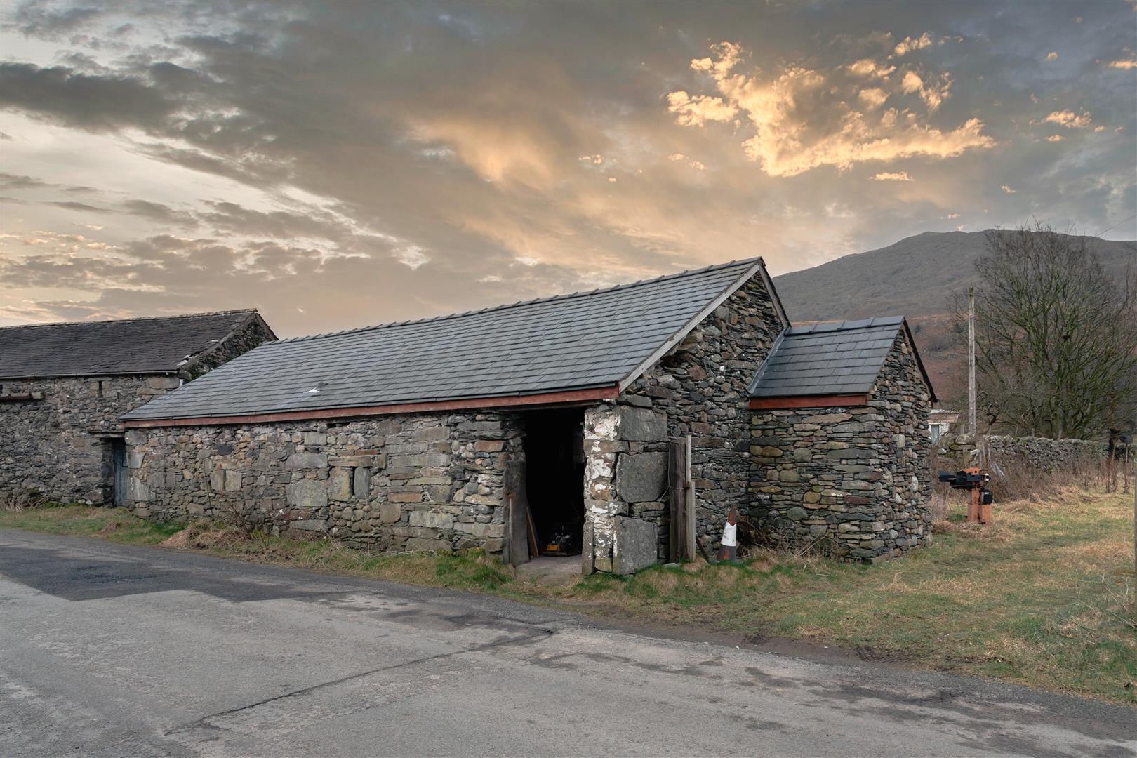 Barn, Hall Dunnerdale Farm (1 of 9).jpg